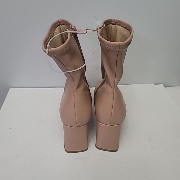 Steve Madden Harli Block Heel Booties - Picture 3 of 7